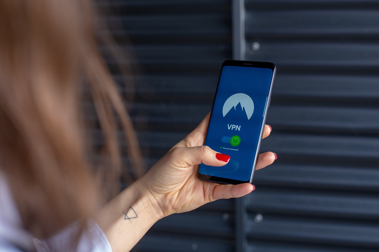 The Role of Cybersecurity in E-commerce